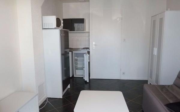 Appartement à louer    1 pièce •  Orléans