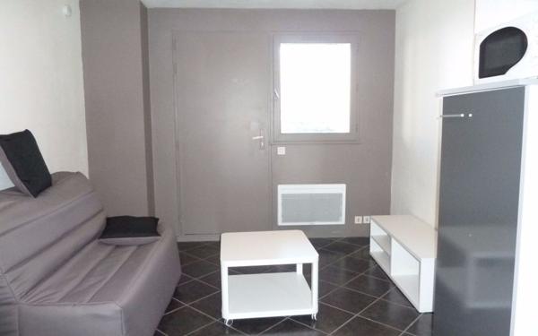 Appartement à louer    1 pièce •  Orléans