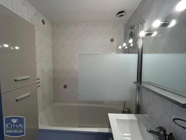 Appartement à louer 3 pièces 62m²