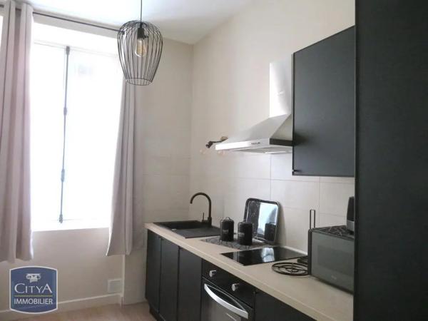 Appartement à louer 1 pièce 32.77m²