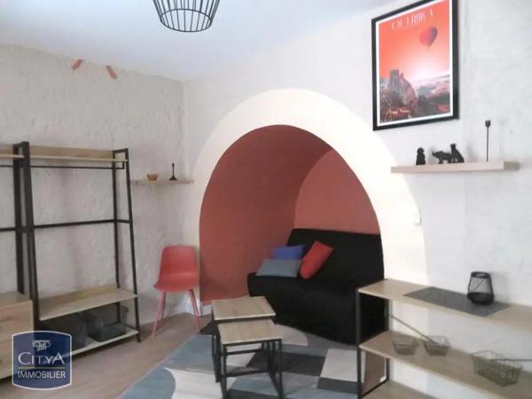 Appartement à louer 1 pièce 32.77m²