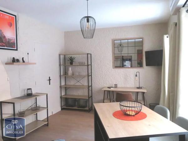 Appartement à louer 1 pièce 32.77m²