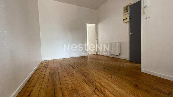 A LOUER - Appartement vide Centre  ville Rochefort