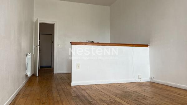 A LOUER - Appartement vide Centre  ville Rochefort