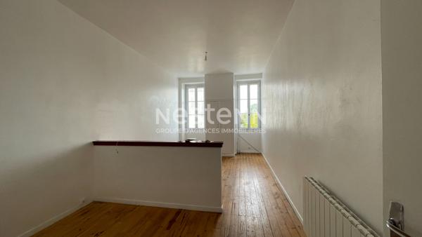 A LOUER - Appartement vide Centre  ville Rochefort