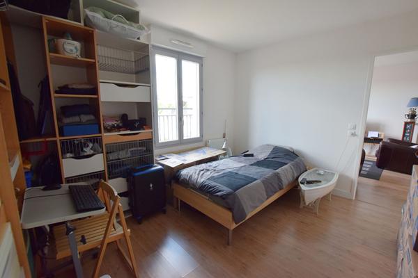 Appartement Nangis 2 pièce(s) 42.93 m2 grand balcon une place de parking