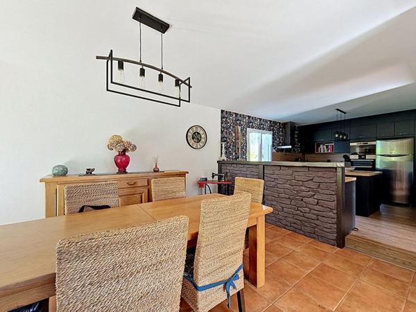 MAISON 6  CHAMBRES