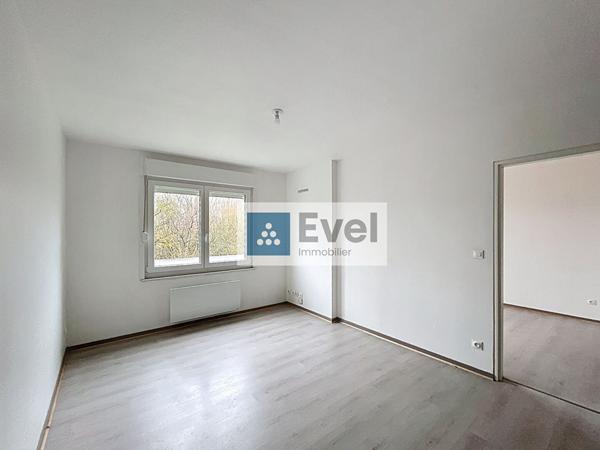 SARREGUEMINES, Appartement F2, Balcon et Garage