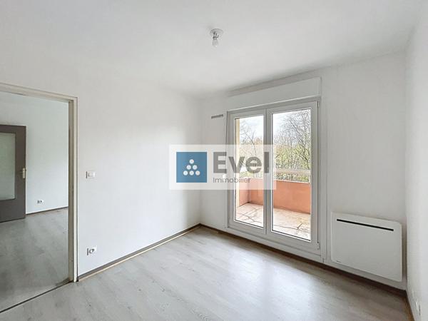 SARREGUEMINES, Appartement F2, Balcon et Garage