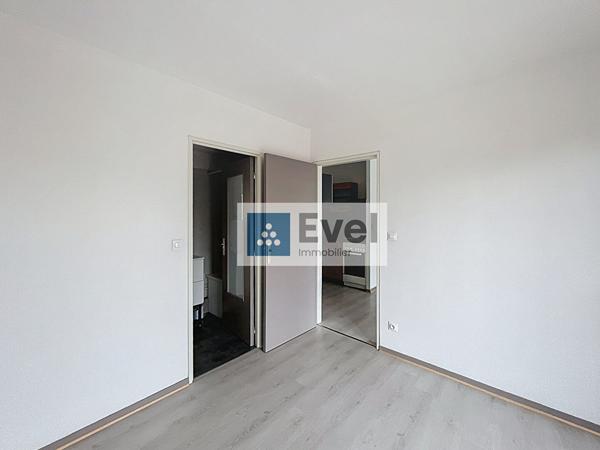 SARREGUEMINES, Appartement F2, Balcon et Garage