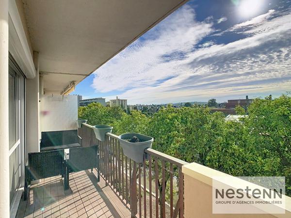 APPARTEMENT A LOUER - RESIDENCE CHAMPS DE COURSES - SECTEUR EAUBONNE - 2 PIECES 53.84 m2