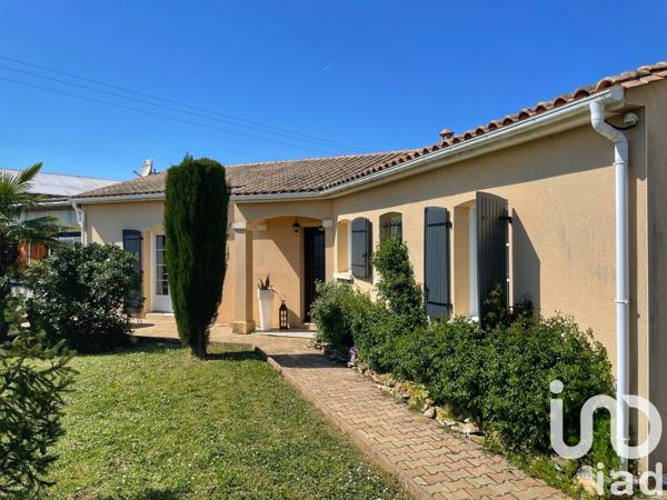 Maison rustique 5 pièces de 124 m² à Agris (16110)