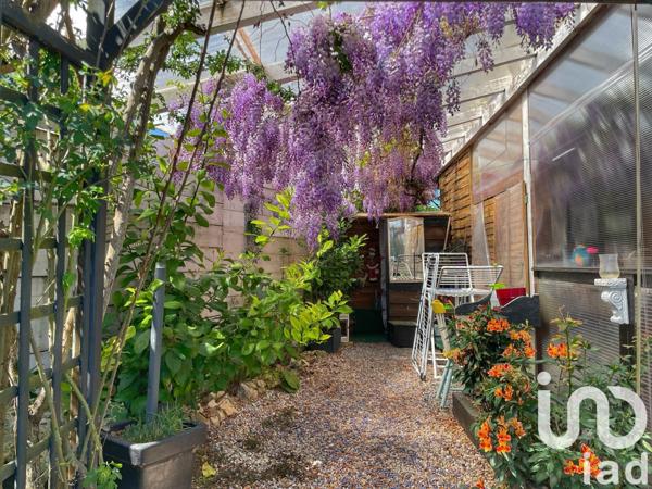 Maison rustique 5 pièces de 124 m² à Agris (16110)