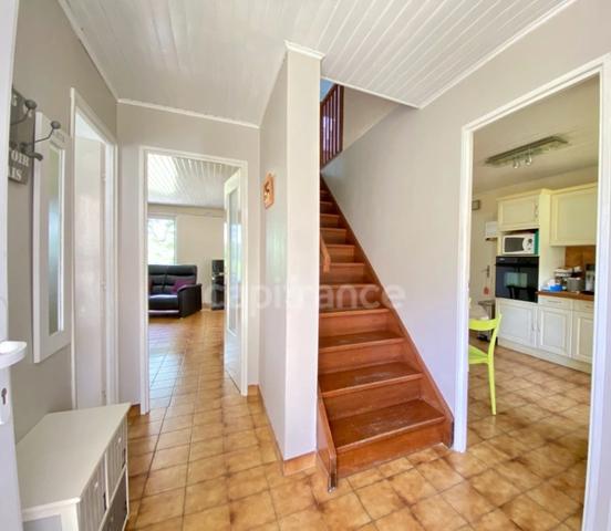 Maison à vendre 6 pièces ECHENEVEX (01)