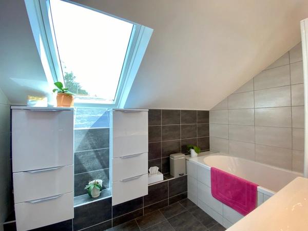 Maison à vendre 6 pièces ECHENEVEX (01)