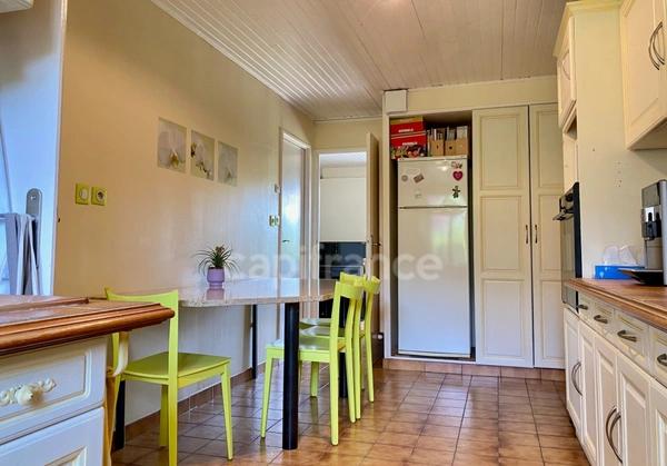 Maison à vendre 6 pièces ECHENEVEX (01)