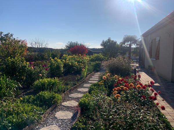 Charmante maison cadre paisible.