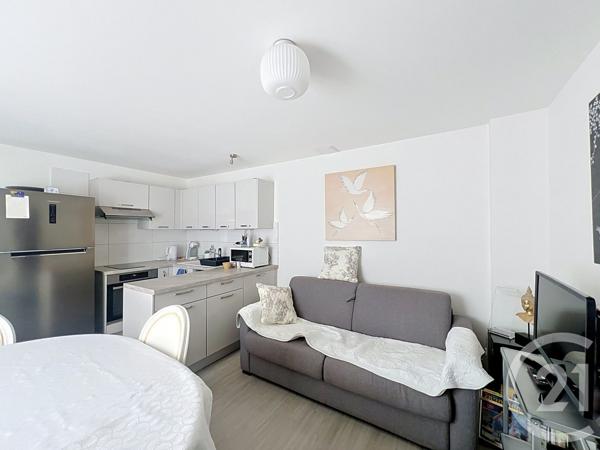 Appartement Studio Cabine à vendre  1 pièce - 29,76 m 2   ARCACHON  - 33