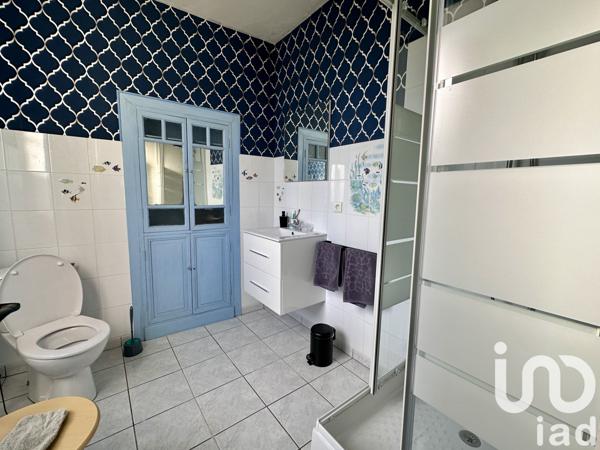 Maison à vendre 8 pièces 205 m² Saint-Sauveur-Villages