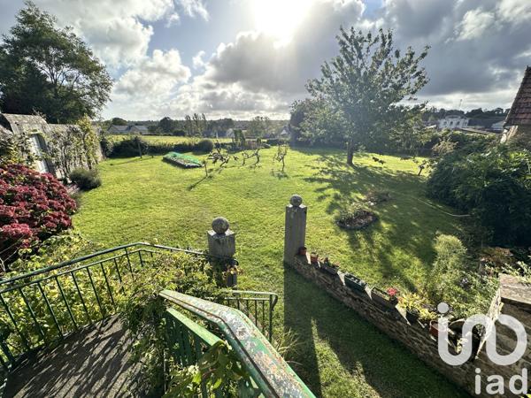 Maison à vendre 8 pièces 205 m² Saint-Sauveur-Villages