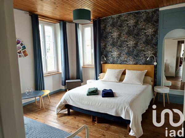 Maison à vendre 8 pièces 205 m² Saint-Sauveur-Villages