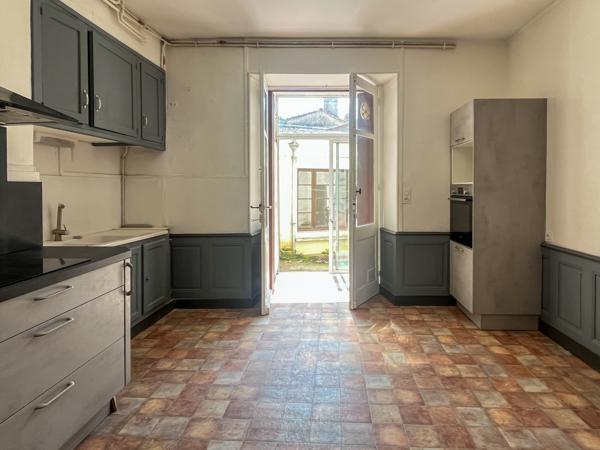 Maison à vendre à Ruffec (16700) - Charente