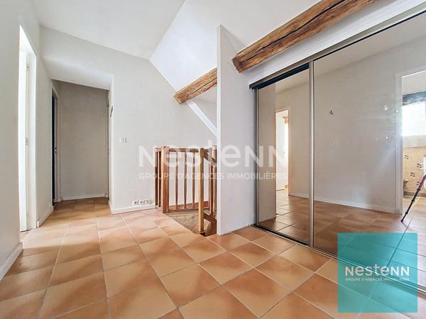 Maison spacieuse disposant de 4 chambres a 10 minutes de Montereau-Fault-Yonne