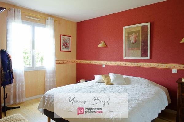 MAISON DE PLAIN-PIED DE 113 M² SUR PLUS DE 1 000 M² DE TERRAIN