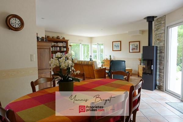 MAISON DE PLAIN-PIED DE 113 M² SUR PLUS DE 1 000 M² DE TERRAIN