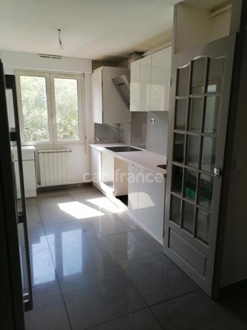 Appartement à vendre 4 pièces AUBAGNE (13)