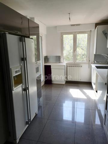 Appartement à vendre 4 pièces AUBAGNE (13)