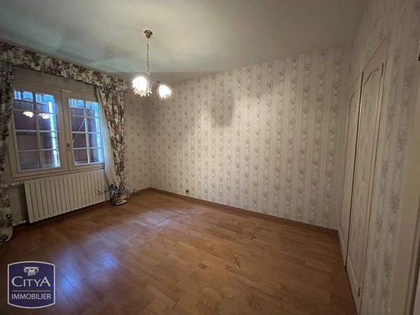 Maison à vendre 8 pièces 189.16m² Buxerolles (86180)