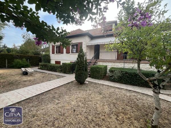 Maison à vendre 8 pièces 189.16m² Buxerolles (86180)
