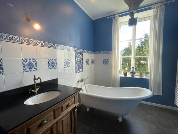 Maison Bourgeoise Elven centre terrain de 1700 m² avec dépendance / Bretagne / Morbihan Sud