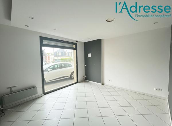 Local commercial Noisy Le Grand 151 m2