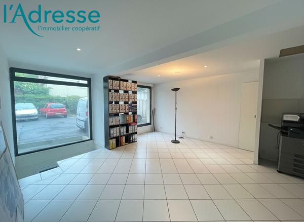 Local commercial Noisy Le Grand 151 m2