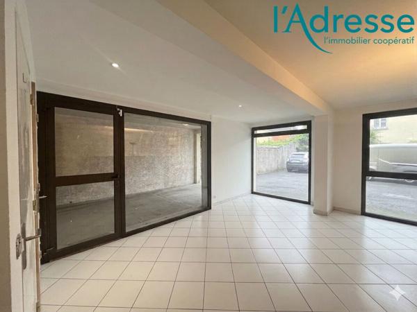 Local commercial Noisy Le Grand 151 m2