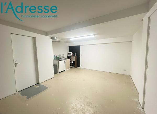 Local commercial Noisy Le Grand 151 m2