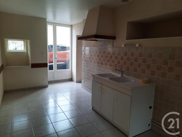 Maison à vendre  5 pièces - 103,53 m2 CHEF BOUTONNE - 79