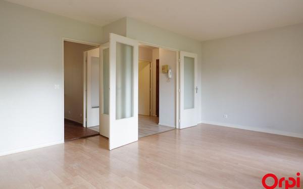 Appartement à louer    2 pièces • 59,43 m2 Lyon 8