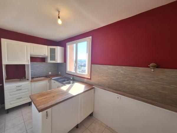 Appartement à vendre 43 000 € Montluçon 3 p 65 m² DPE E