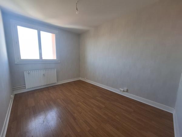 Appartement à vendre 43 000 € Montluçon 3 p 65 m² DPE E