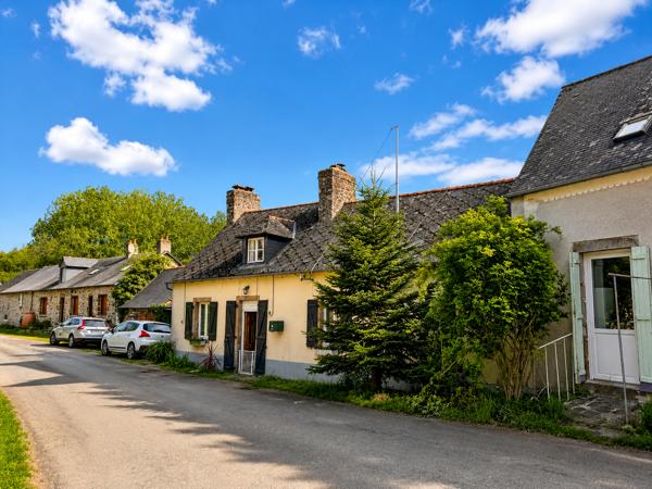 Maison à vendre à Saint-Pierre-sur-Orthe (53160) - Mayenne