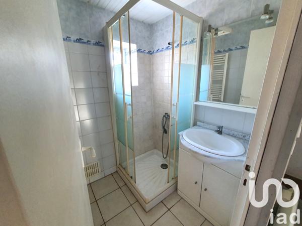 Immeuble à vendre 73 m² Le Champ-Saint-Père