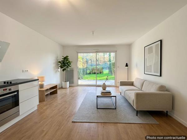 Parking / box - 260m² - Hennebont
