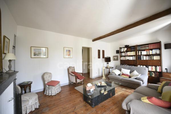 Maison en pierre pleine de charme dans un village recherché (27950)