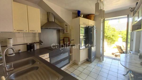 Maison en pierre pleine de charme dans un village recherché (27950)