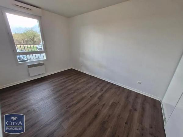 Appartement à louer 2 pièces 48.46m² Chinon (37500)