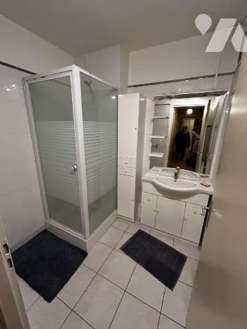 Appartement F2 à rafraîchir avec cave et parking