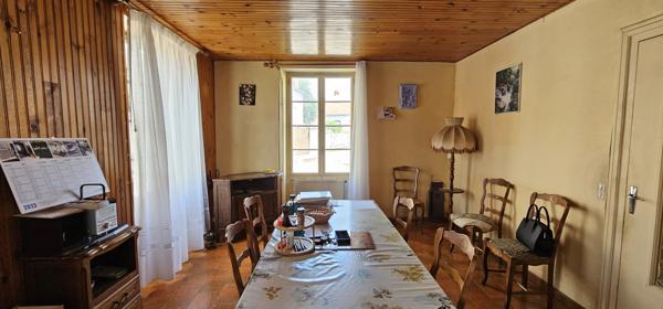 Méréville (91660) Découvrez le Charme Authentique : Maison de Village en Pierre avec Potentiel Illimité à Méréville !